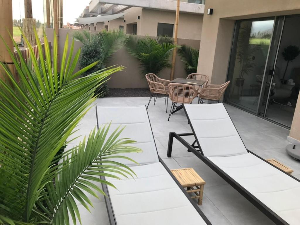 Golf Tenerife South: Mountain View Villa with Heated Pool and Accessible Amenities San Miguel de Abona Exterior photo